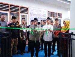 Bupati Tanah Datar Dan Ketua BAZMA Resmikan Mushalla SDN 01 Koto Laweh