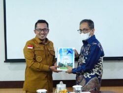 Bupati Tanah Datar Serahkan LKPD Ke BPK Perwakilan Sumbar