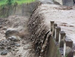 Debit Air Sungai Meningkat, Bupati Tanah Datar Imbau Masyarakat Waspada