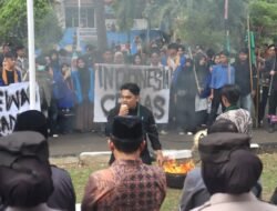 Demo HMI di Tanah Datar Berakhir Damai, Semua Fraksi DPRD Sepakat!