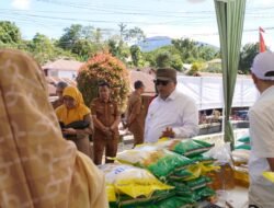 Wali Kota Padang Panjang Hendri Arnis Tinjau Gerakan Pangan Murah, Harga Sembako Lebih Terjangkau