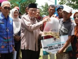 Peduli Nelayan, Pemko Padang Salurkan Bantuan Mesin, Jaring, hingga Benih Ikan