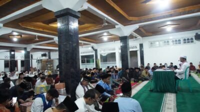 TSR di Masjid Nurul Hidayah Tabek Patah, Gubernur Mahyeldi Ingatkan Pentingnya Menjauhkan Generasi Muda Dari Perilaku Menyimpang