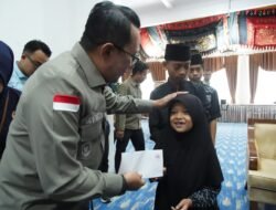 190 Orang Anak Yatim di Tanah Datar Terima Santunan Dari DPP KMTD
