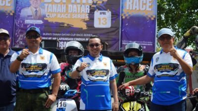 Dibuka Bupati Eka Putra, Ratusan Pembalap Ikuti Bupati Tanah Datar Cup Race Series II