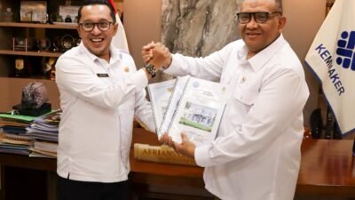Bupati Tanah Datar Temui Wamenaker RI, Ajukan Program Padat Karya dan Pelatihan Kerja untuk 2026