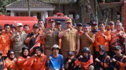75 Satgas Penanggulangan Bencana Nagari Tanah Datar Dilepas. Bantu Pemulihan di Arosuka