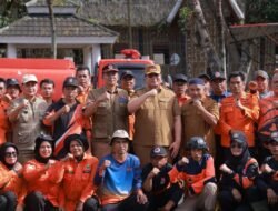 75 Satgas Penanggulangan Bencana Nagari Tanah Datar Dilepas. Bantu Pemulihan di Arosuka